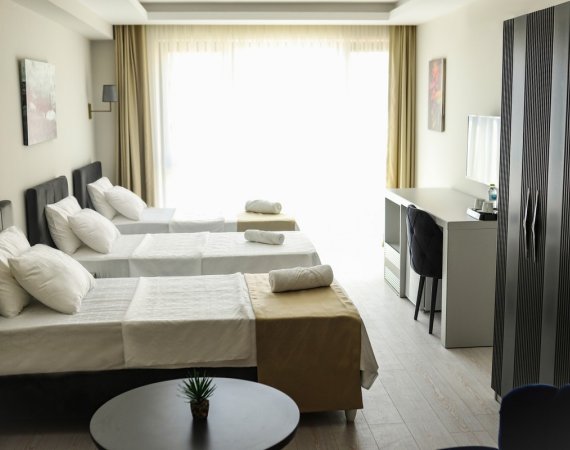 Deluxe Üç Kişilik
